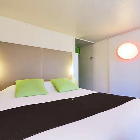 Hotel Campanile 3*