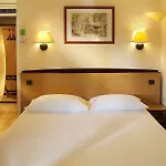Campanile Hotel 3*