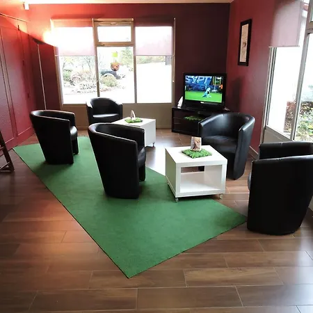 Campanile Hotel 3*
